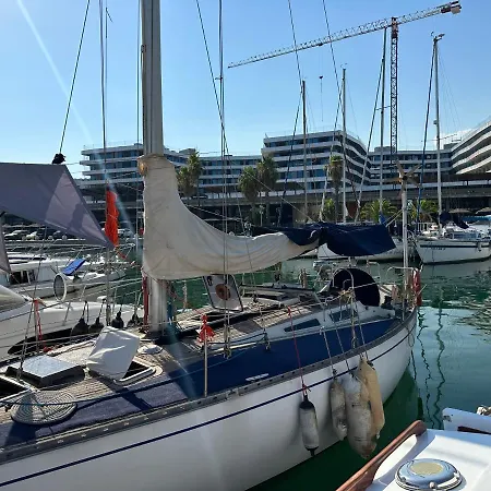 Botel Unique Wooden Sail Yacht + 2 Bikes Included! Sant Adria de Besos