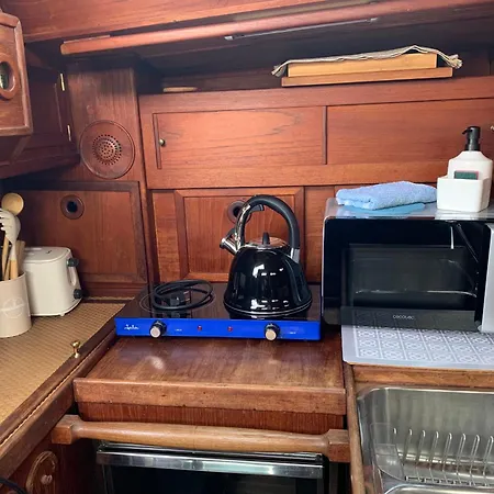 Tekne Unique Wooden Sail Yacht + 2 Bikes Included! *